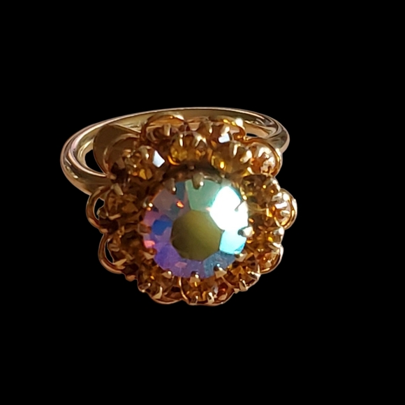 Vtg. Sarah Coventry Ring - Picture 4 of 9